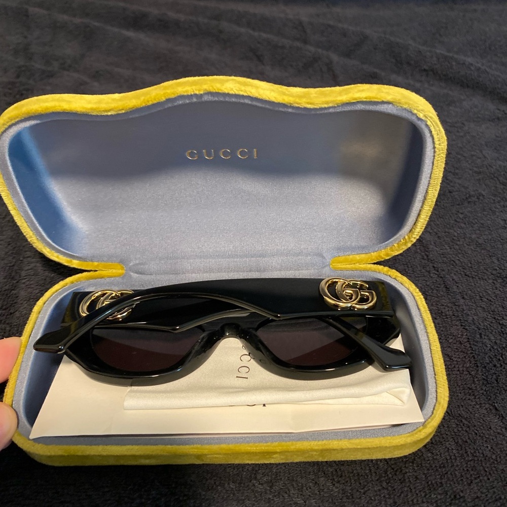 Gucci sunglasses